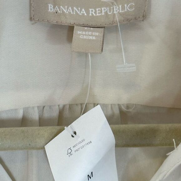Banana Republic Cream Sheer Long Sleeve Top| Size M - Picture 6 of 6